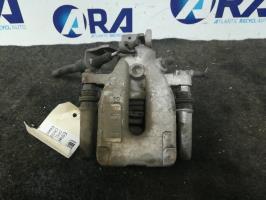 Etrier arriere droit (freinage)