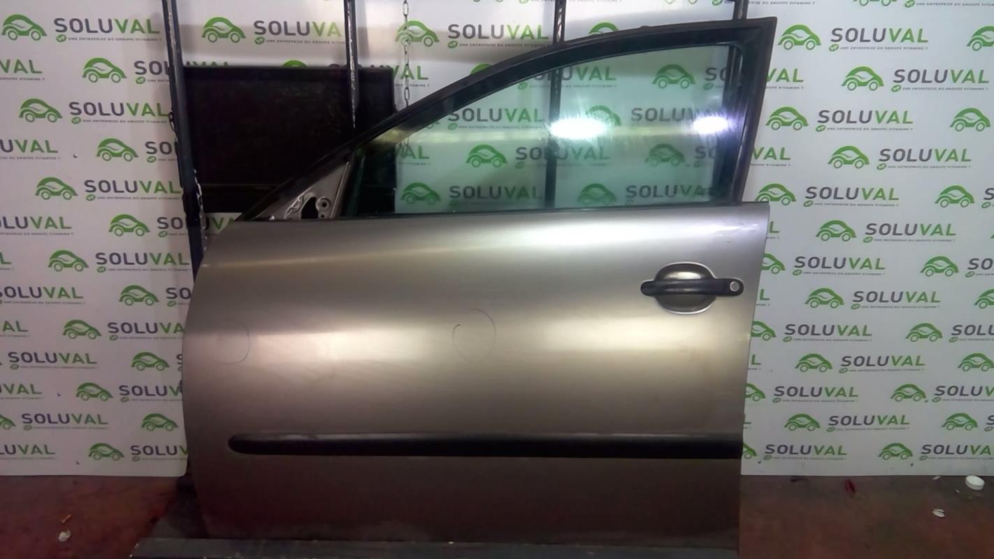 Porte avant gauche