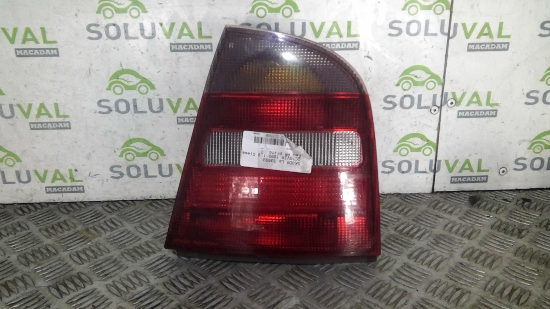 Fanale posteriore principale destro (luci)
