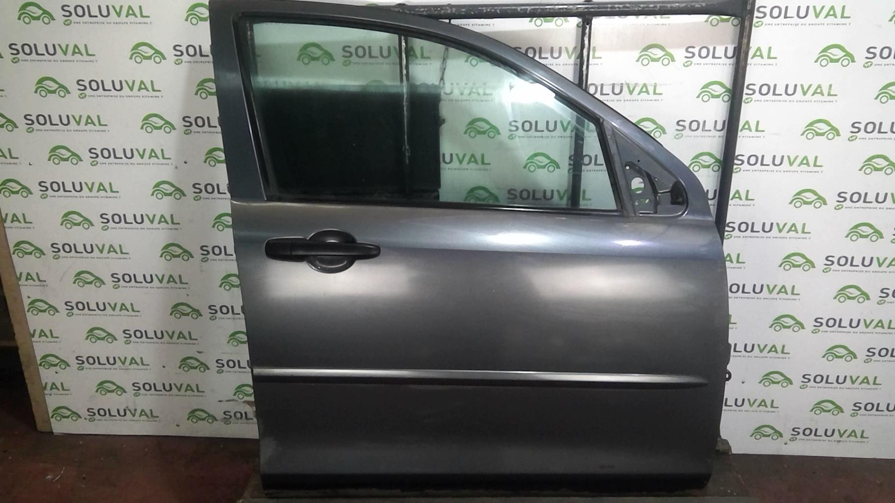 Porte avant droit