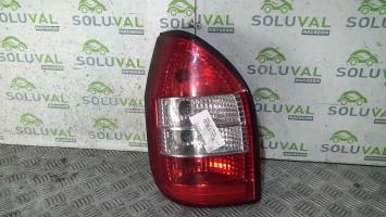Fanale posteriore principale sinistro (luci)