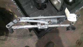 Motore tergicristallo anteriore