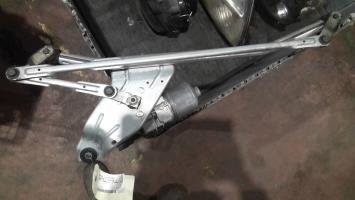 Moteur essuie glace avant