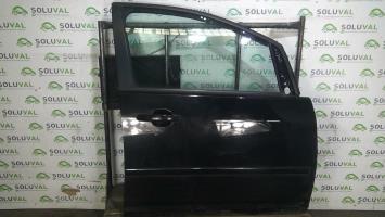Puerta delantera derecha