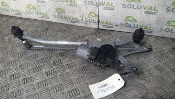 Motore tergicristallo anteriore