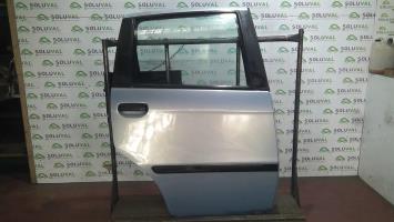 Puerta trasera derecha