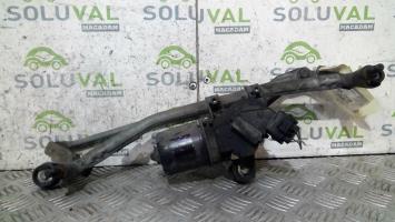 Motore tergicristallo anteriore