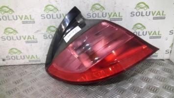 Fanale posteriore principale sinistro (luci)