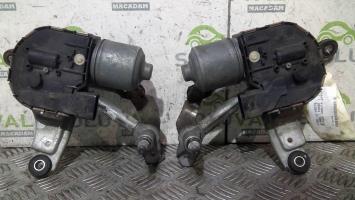 Moteur essuie glace avant