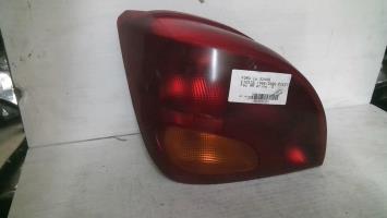 Fanale posteriore principale sinistro (luci)