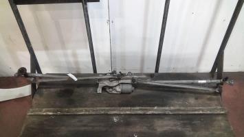 Moteur essuie glace avant