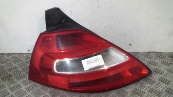 Fanale posteriore principale sinistro (luci)