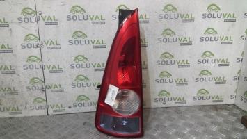 Fanale posteriore principale sinistro (luci)