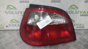 Fanale posteriore principale sinistro (luci)