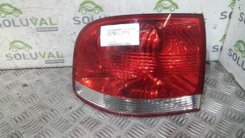 Fanale posteriore principale sinistro (luci)