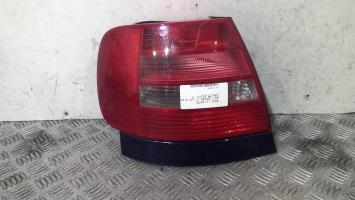 Fanale posteriore principale sinistro (luci)