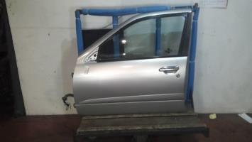 Porte avant gauche