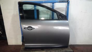 Porte avant droit