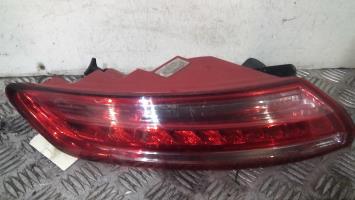 Fanale posteriore principale sinistro (luci)