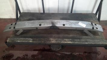 Renfort pare choc avant (traverse)