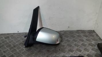 Retrovisor izquierdo