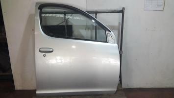 Porte avant droit