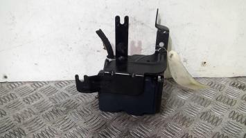 Bloc ABS (freins anti-blocage)