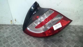 Fanale posteriore principale sinistro (luci)
