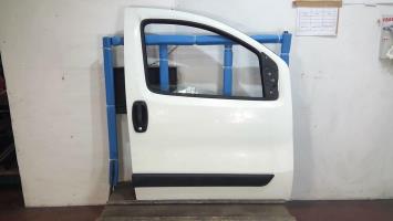 Porte avant droit