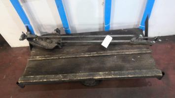 Moteur essuie glace avant