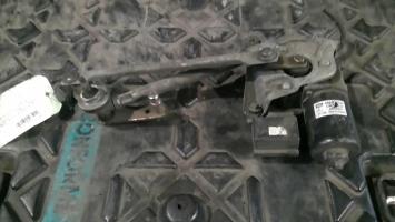 Moteur essuie glace avant