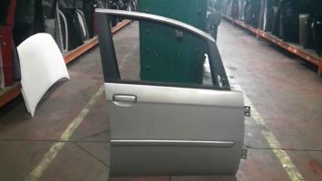 Puerta delantera derecha