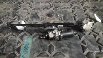 Motor de limpiaparabrisas delantero