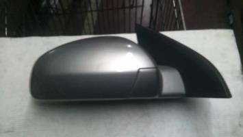 Retrovisor izquierdo