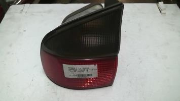 Fanale posteriore principale sinistro (luci)