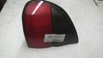 Fanale posteriore principale sinistro (luci)
