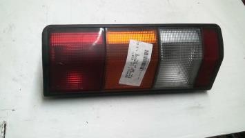Luz trasera principal derecha (luces)