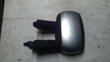 Retrovisor izquierdo