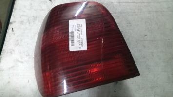 Fanale posteriore principale sinistro (luci)