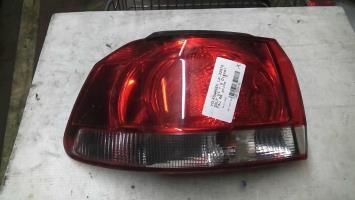 Fanale posteriore principale sinistro (luci)