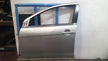 Porte avant gauche
