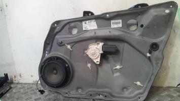 Leve vitre electrique avant droit