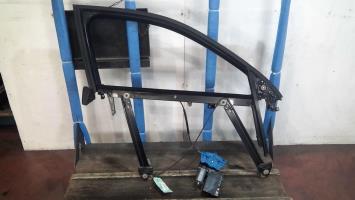 Elevalunas eléctrico delantero derecho