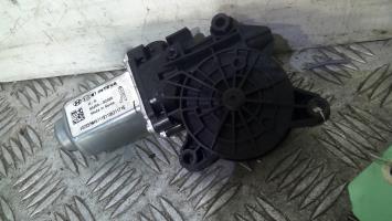 Moteur leve vitre arriere gauche