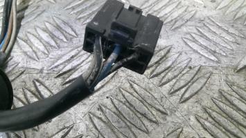 Moteur essuie glace avant