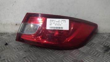 Feu arriere principal droit (feux)