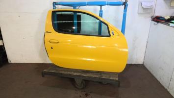 Porte avant droit
