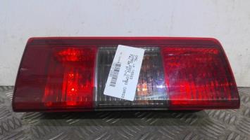 Fanale posteriore principale sinistro (luci)