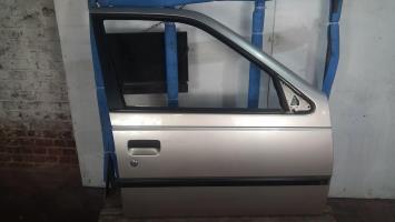 Porte avant droit
