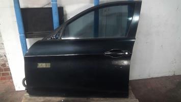 Porte avant gauche